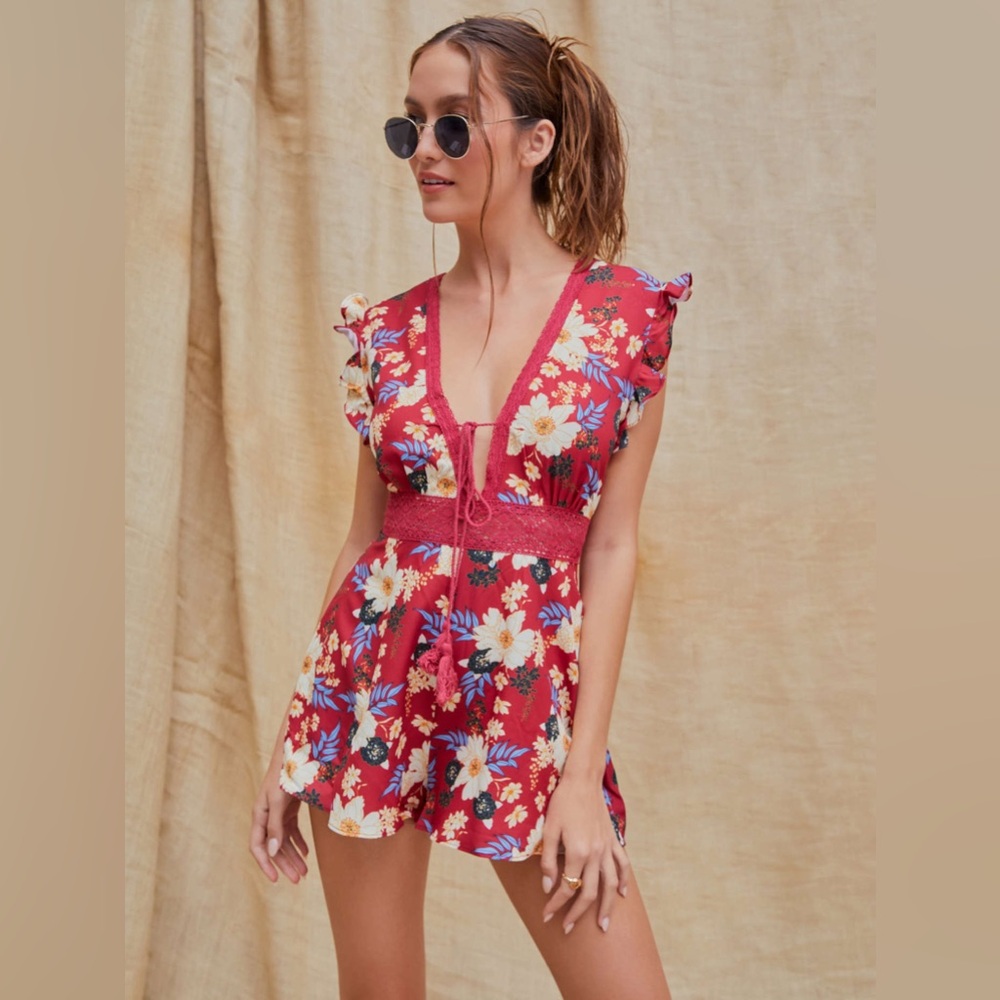 NWT CIDER FLORAL LACE DEEP V NECK ROMPER | Size XL